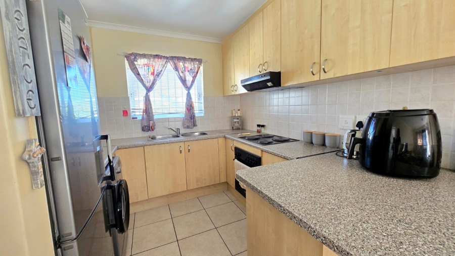 2 Bedroom Property for Sale in Strand Central Western Cape